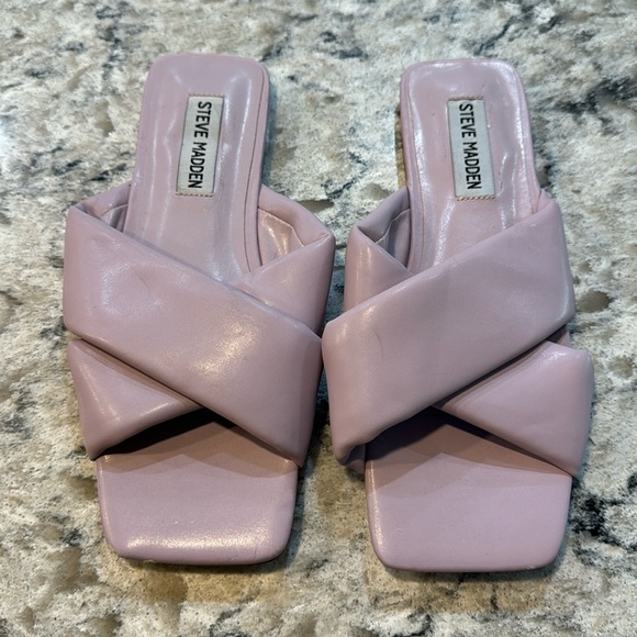 Steve Madden | Cross Strap Mayra Padded Slide Sandals in Lilac Size 6 - Picture 2 of 12
